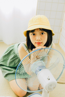 男生把坤坤放女生定眼里云开